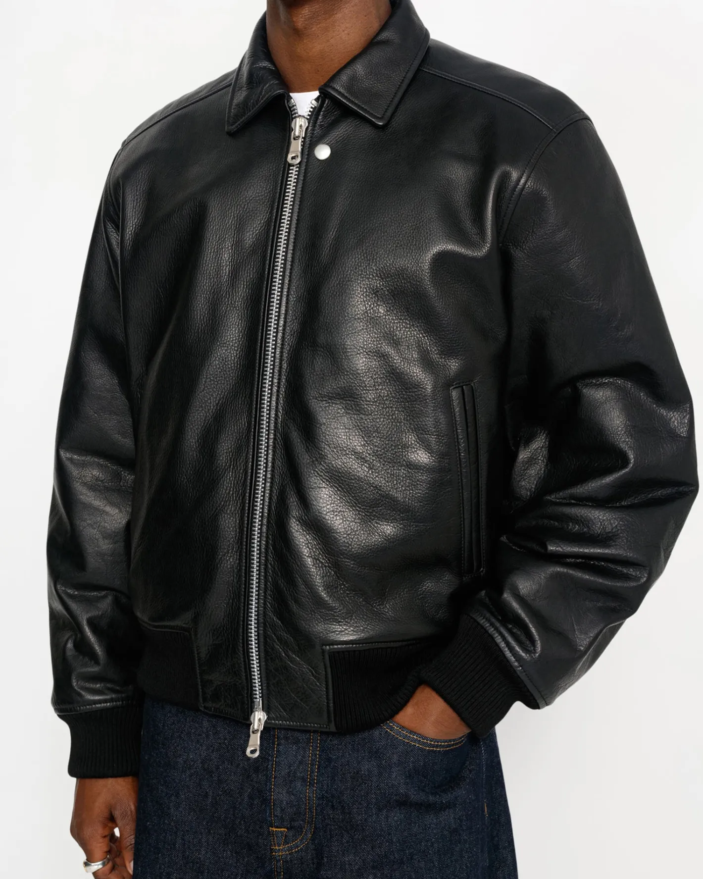 leather_flight_jacket_2.webp LEATHER FLIGHT JACKET*Stüssy Fashion